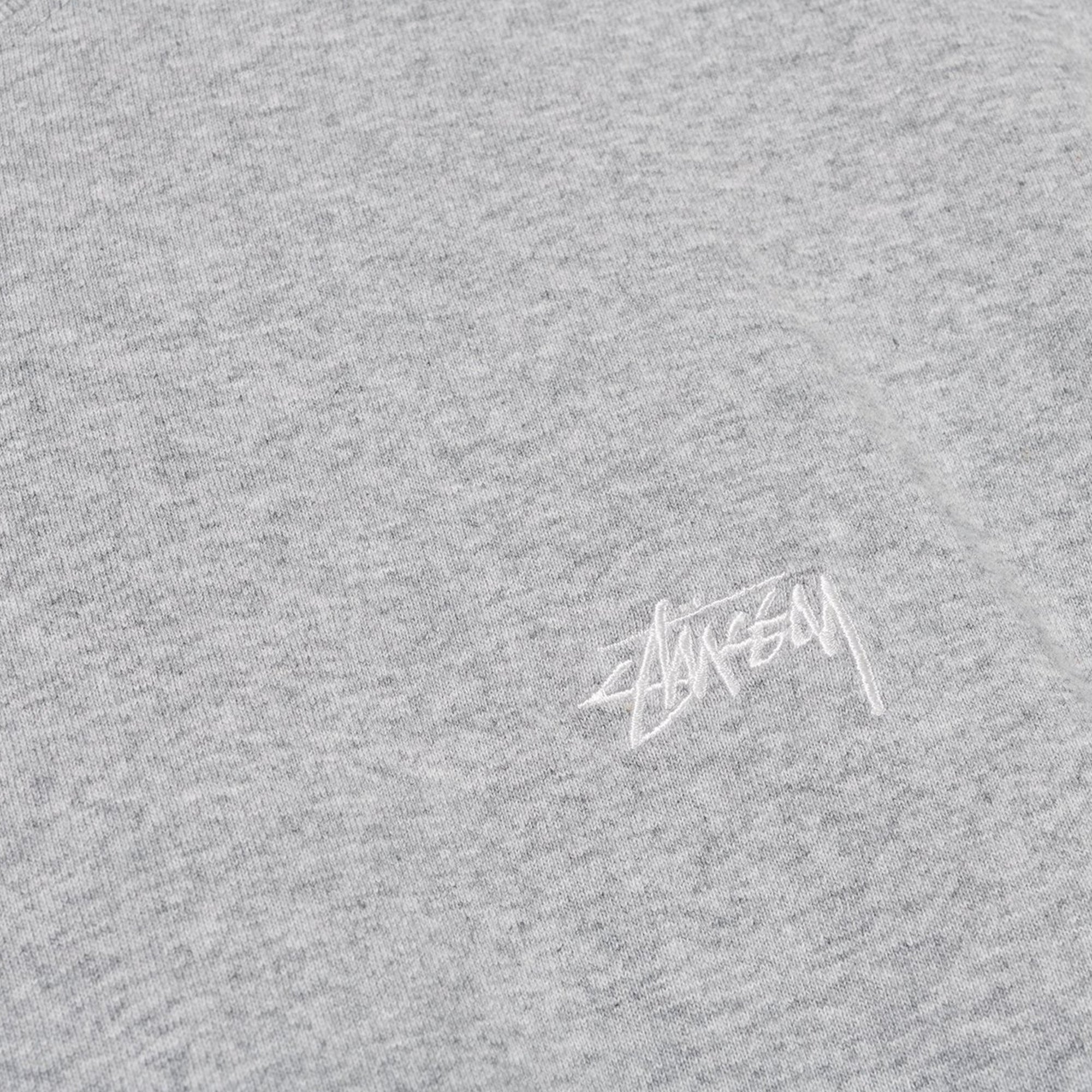 Оригінальна Mens Stock Logo Grey Heather Ss Crew Stussy – детальний вид