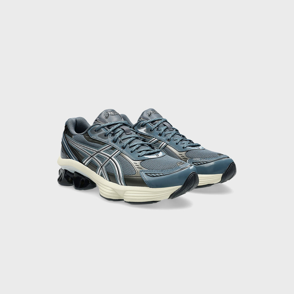 Оригінальна Gel Kinetic Fluent Carrier Grey Asics – вид ззаду