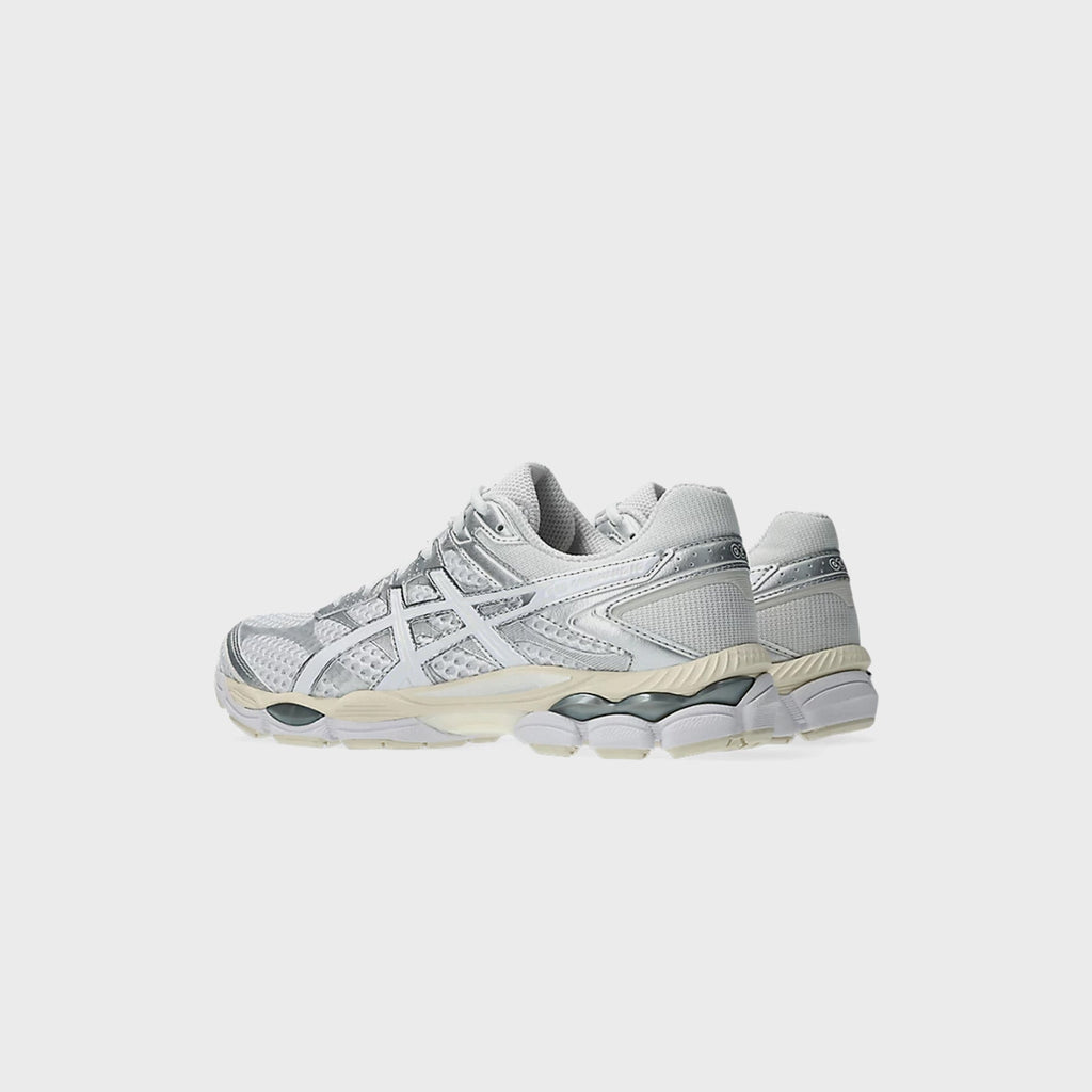 Оригінальна Gel Cumulus 16 White Asics – детальний вид