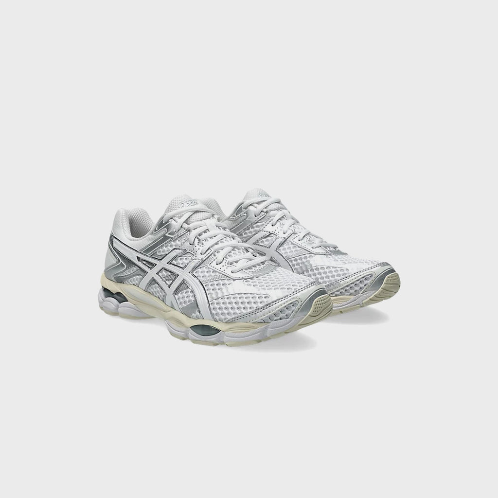 Оригінальна Gel Cumulus 16 White Asics – вид ззаду