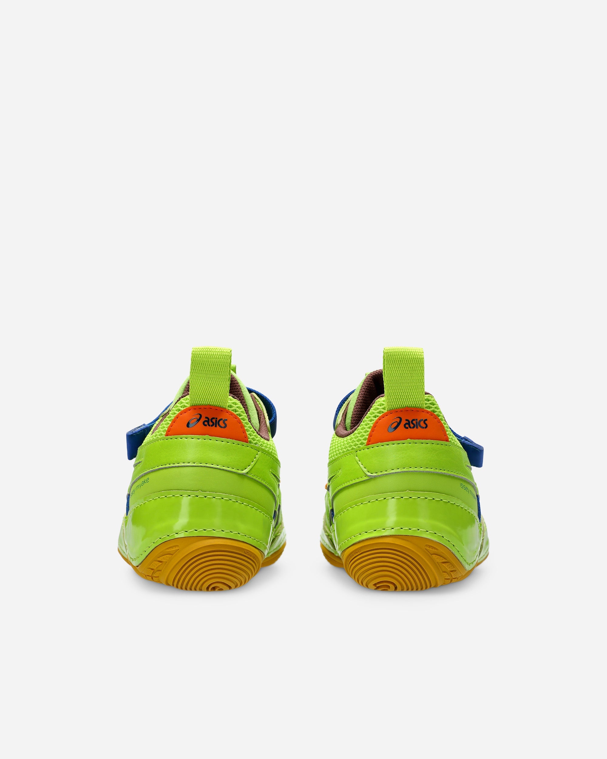 Sportstyle X Issey Miyake Hyper Taping Asics оригінал – Купити в Україні – детальний вид