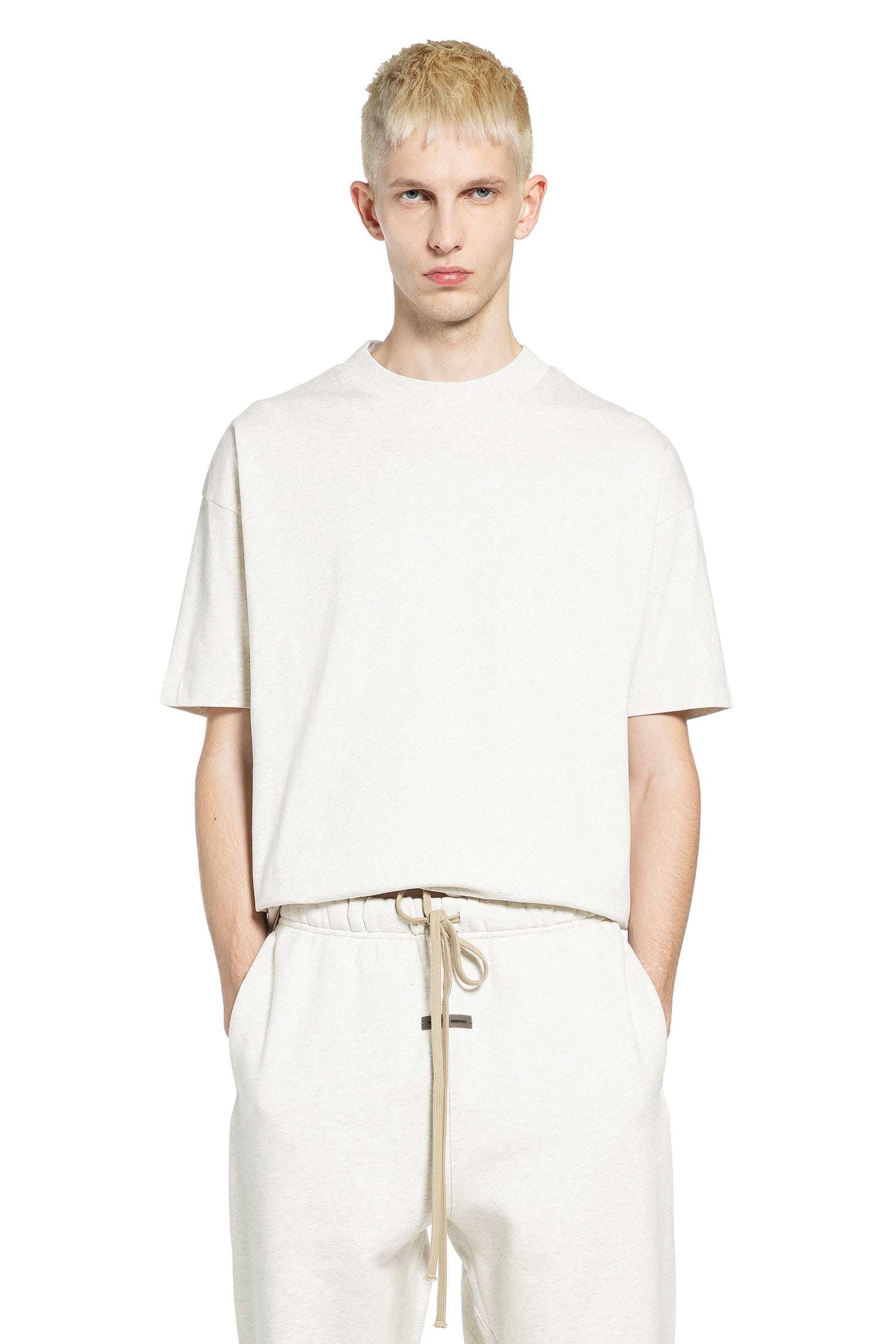 Classic Short Sleeve T-Shirt Fear of god оригінал – Купити в Україні – боковий вид - FEAR OF GOD