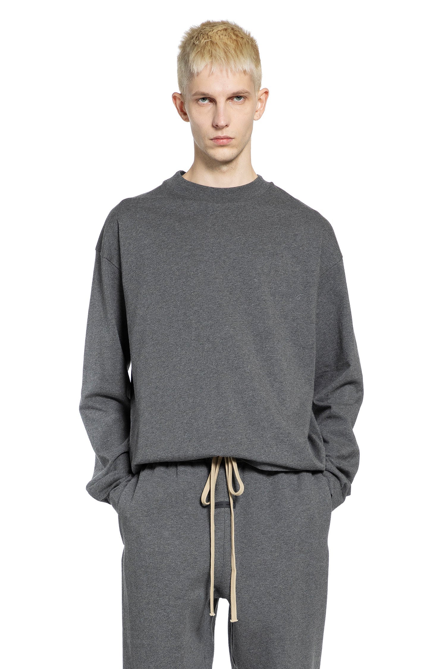 Classic Long Sleeve T-Shirt Fear of god оригінал – Купити в Україні – боковий вид - FEAR OF GOD