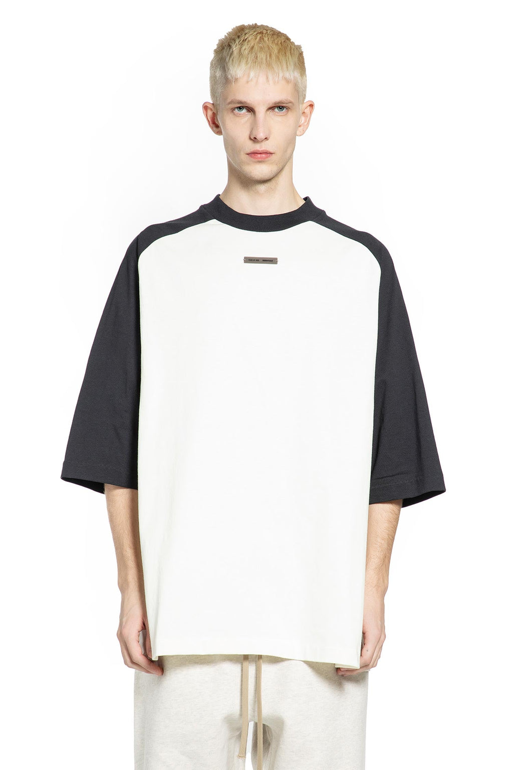 Baseball T-Shirt Fear of god оригінал – Купити в Україні – вид ззаду