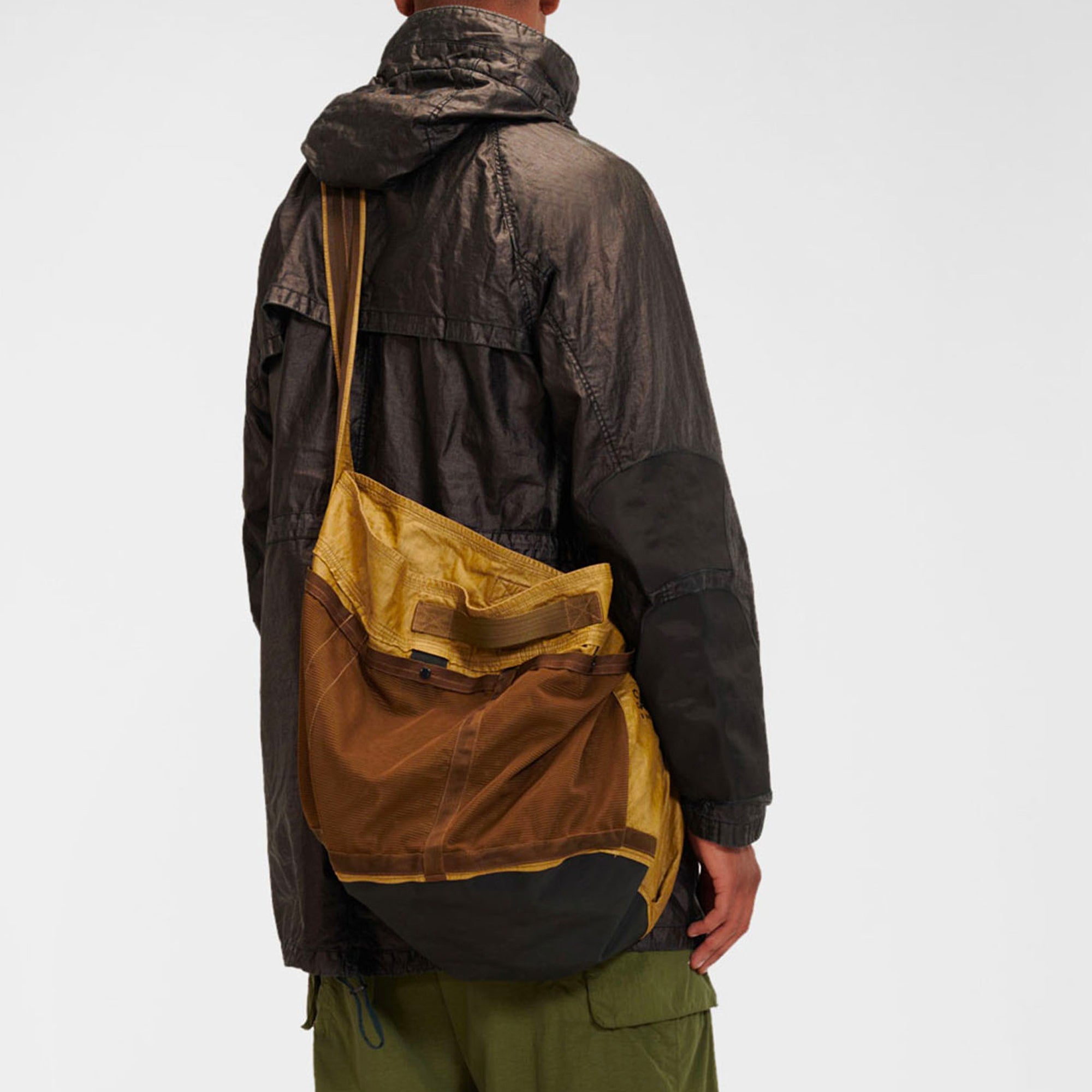 X Clarks Crossbody Bag Cp company оригінал – Купити в Україні – вид ззаду