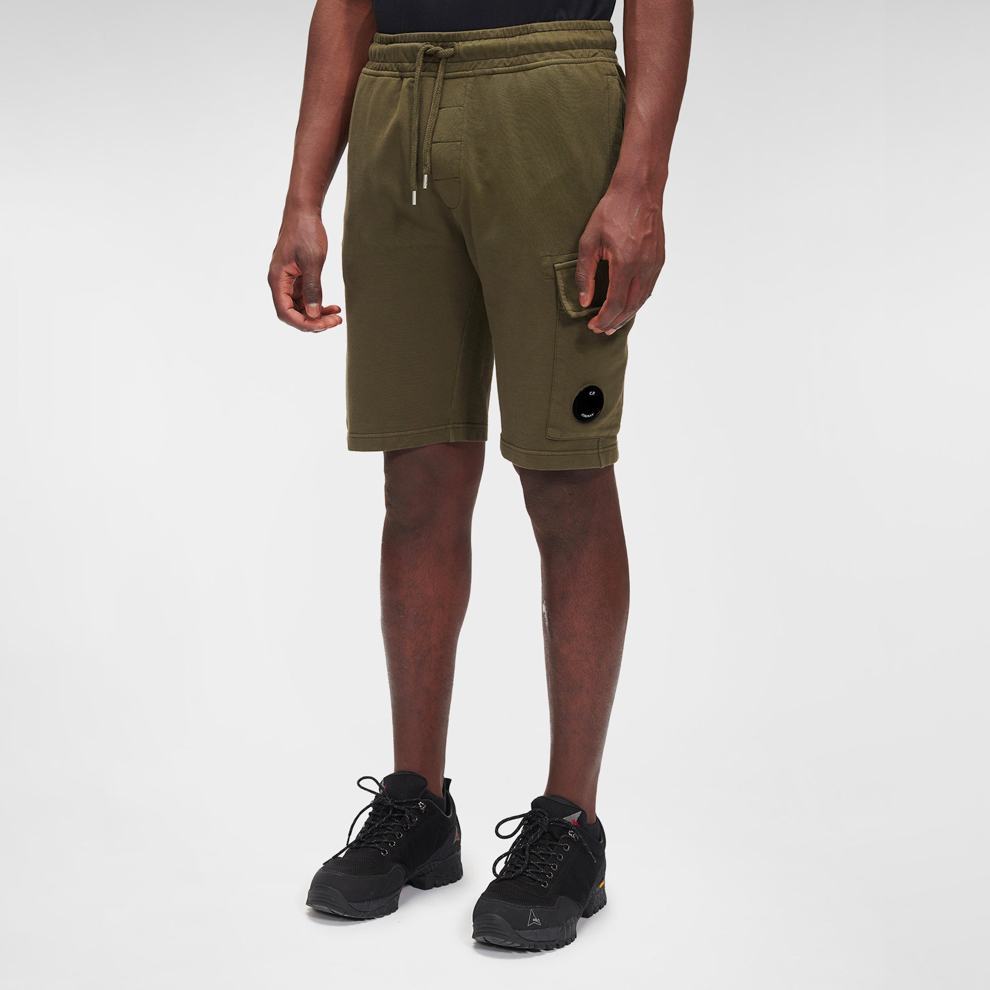 Оригінальна Mens Light Fleece Cargo Shorts Cp company – вид ззаду