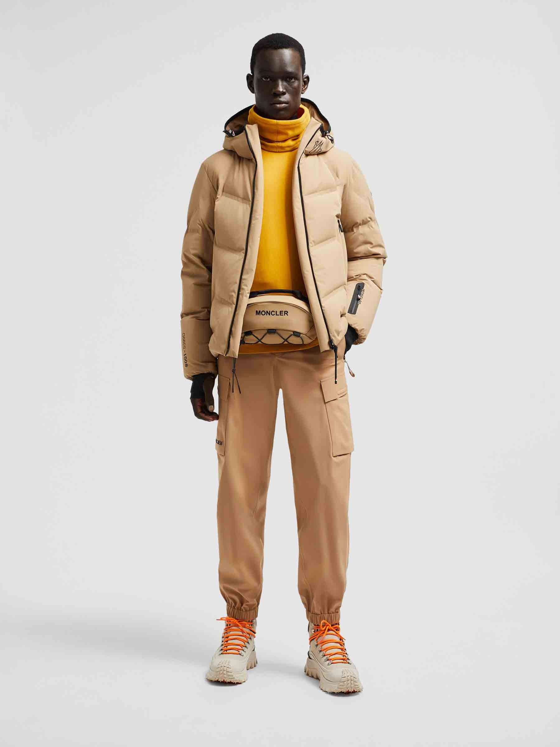 Оригінальна Arcesaz Quilted Jacket Moncler – вид ззаду