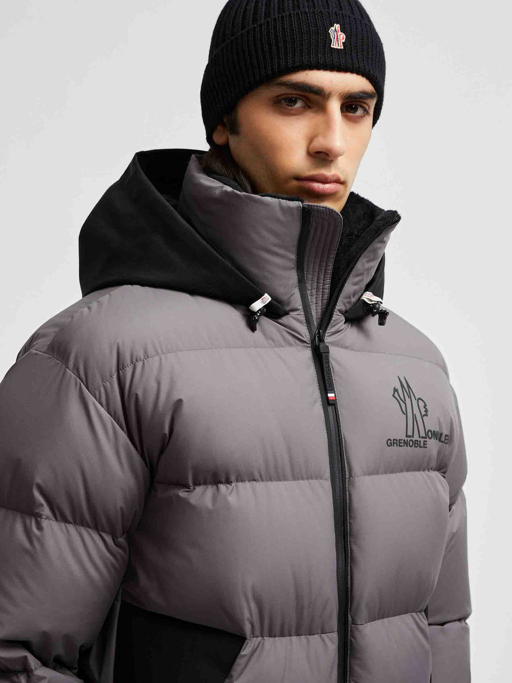 Moncler Accessories оригінал | Швидка доставка Україна – вид ззаду