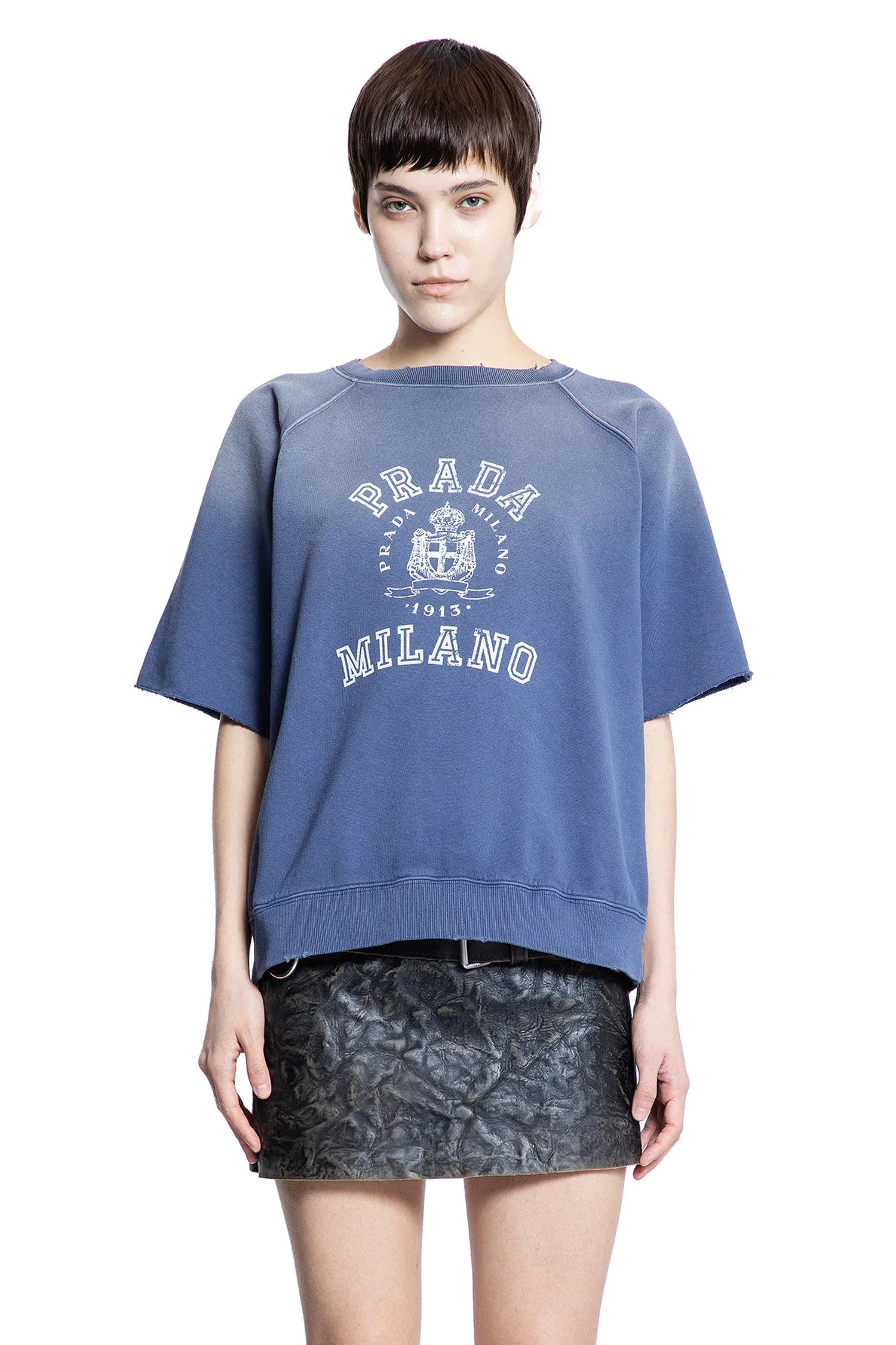 College Logo Short Sleeve Sweatshirt Prada оригінал – Купити в Україні – вид ззаду