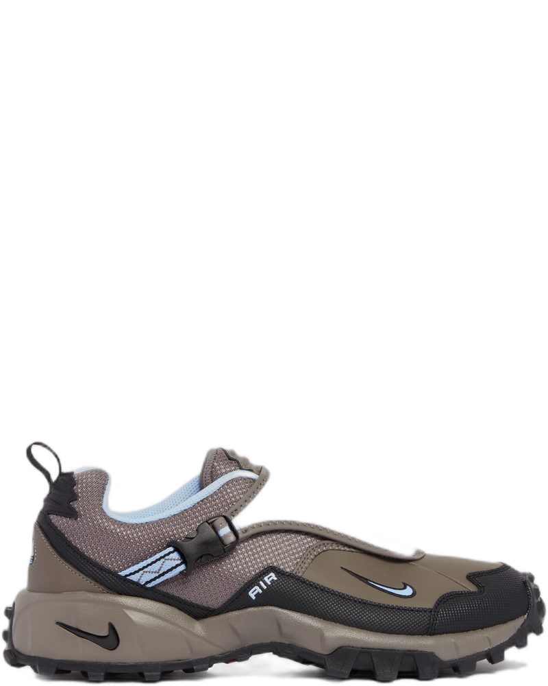 ACG Phassad Gray Sneakers - NIKE (Background Removed)