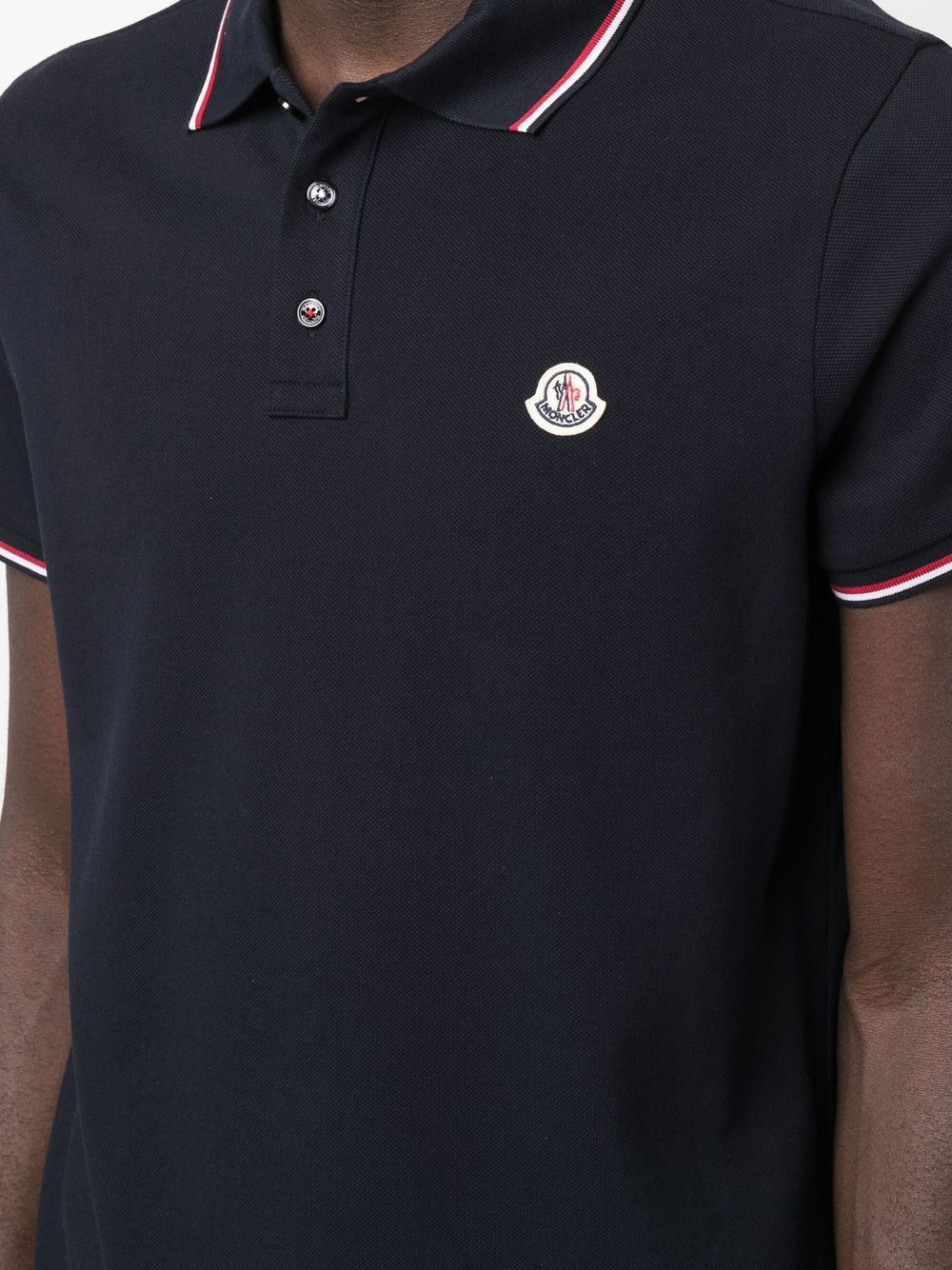 Оригінальна Logo Patch Polo Shirt Moncler – детальний вид
