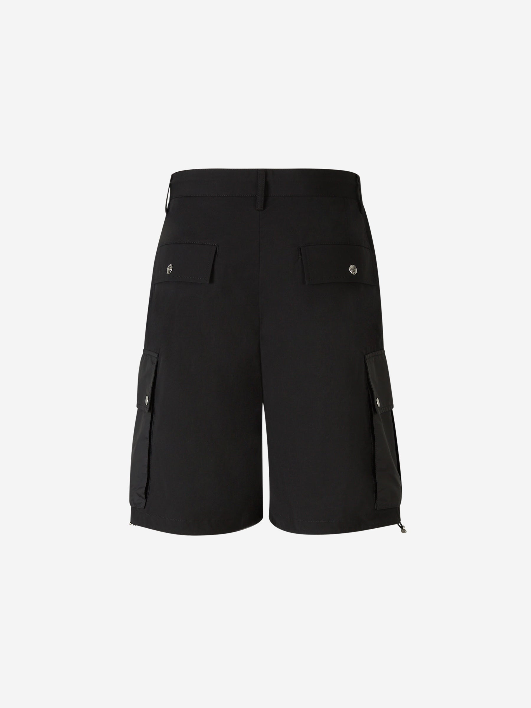 Оригінальна Technical Cargo Bermuda Shorts Moncler – детальний вид