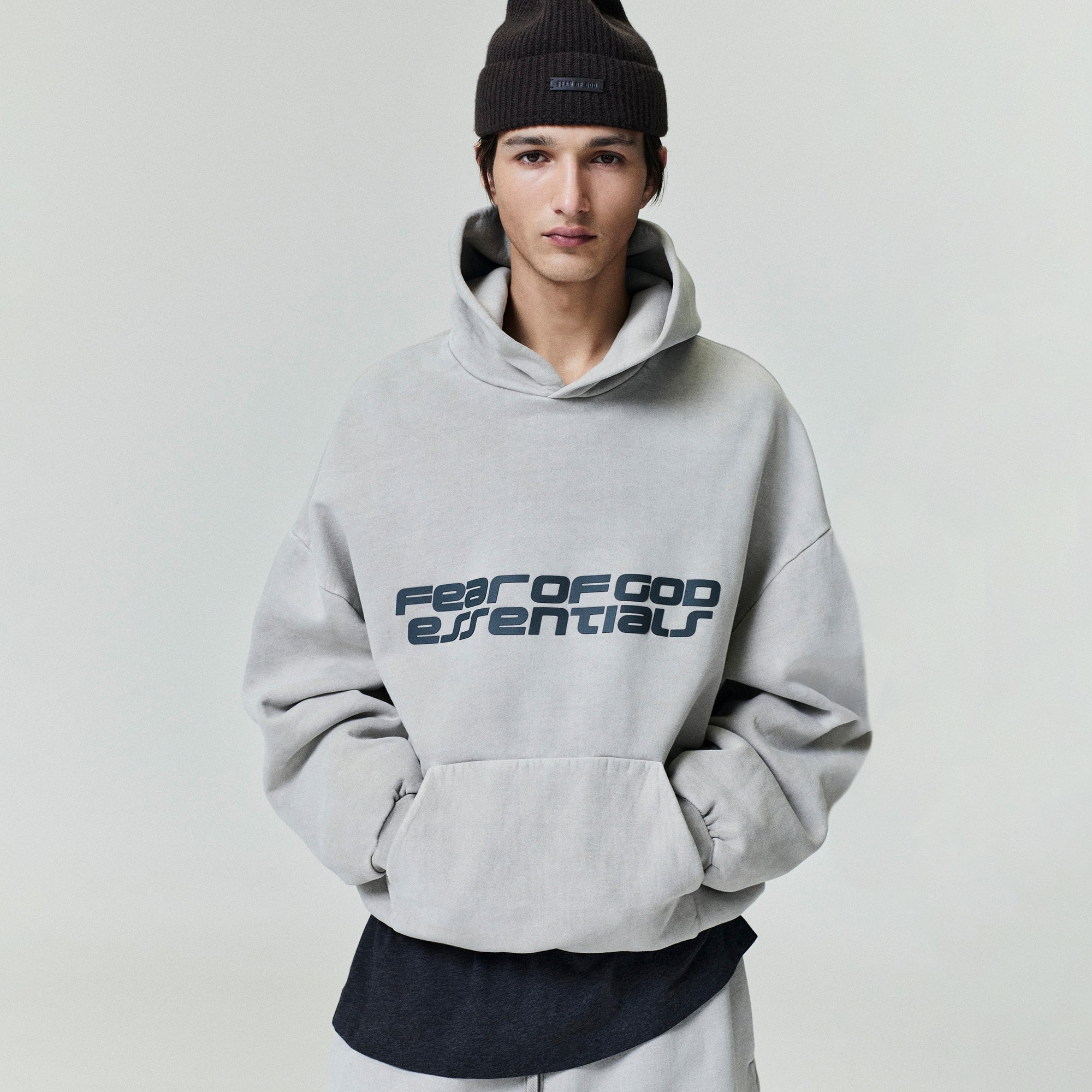 Mens Heavy Fleece 90s Hoodie Fear of god оригінал – Купити в Україні – вид ззаду - FEAR OF GOD