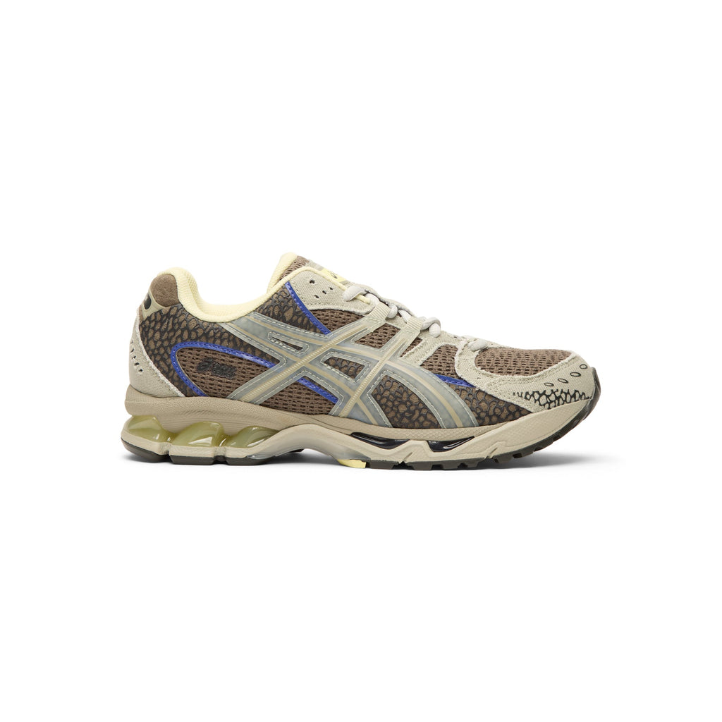 Оригінальна X 18 East Gel Nimbus 10.1 Asics – боковий вид