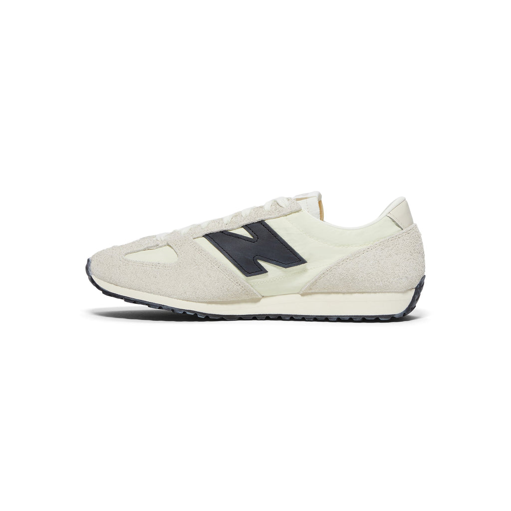 471 New balance оригінал – Купити в Україні – вид ззаду