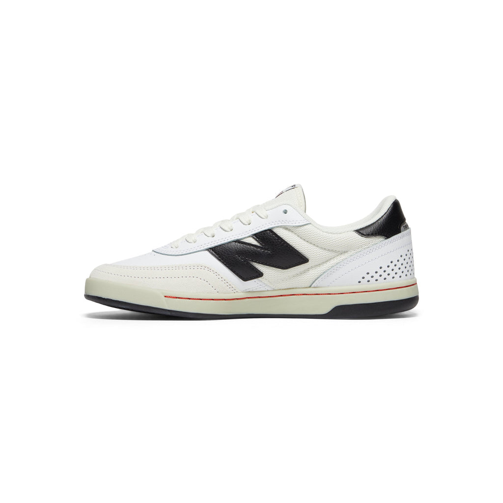 440 V2 New balance – Гарантія оригінальності – вид ззаду