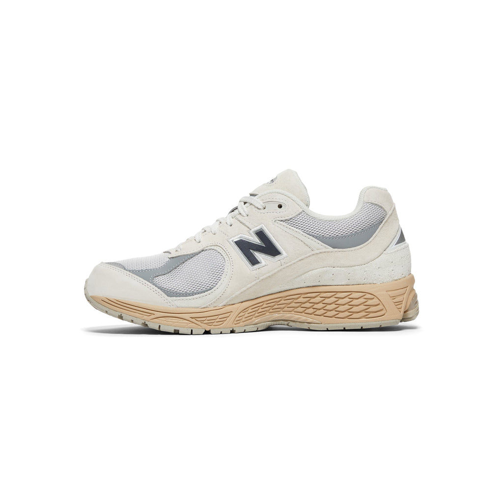 Оригінальна 2002r New balance – вид ззаду