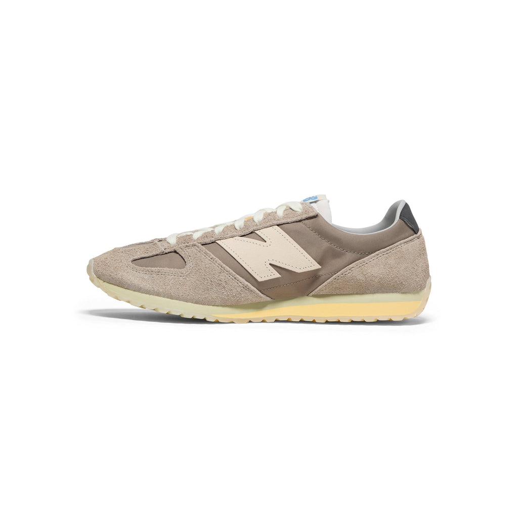 471 New balance оригінал – Купити в Україні – вид ззаду