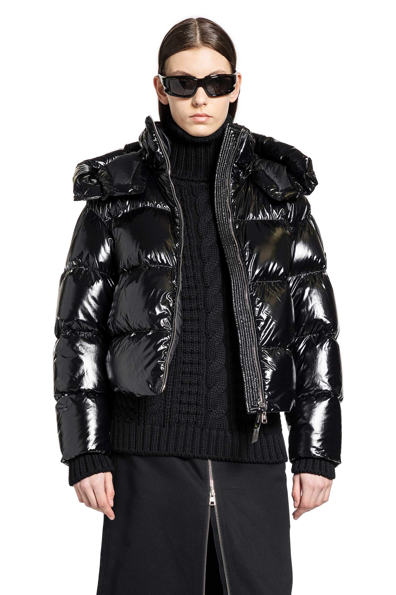 Moncler Outerwear оригінал | Швидка доставка Україна – боковий вид