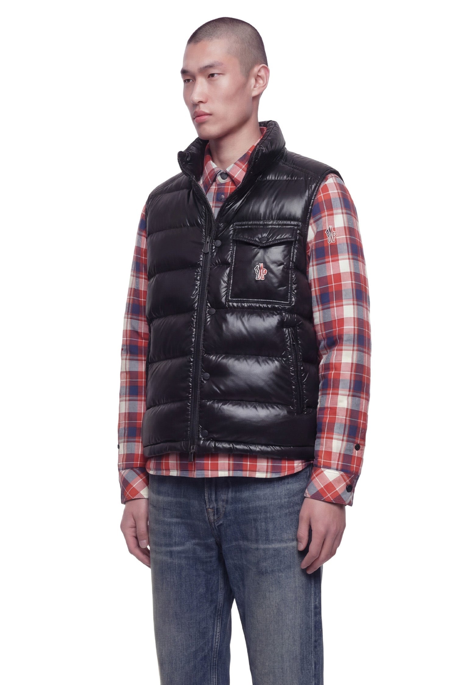 Оригінальна Uychi Short Down Vest Moncler – вид ззаду