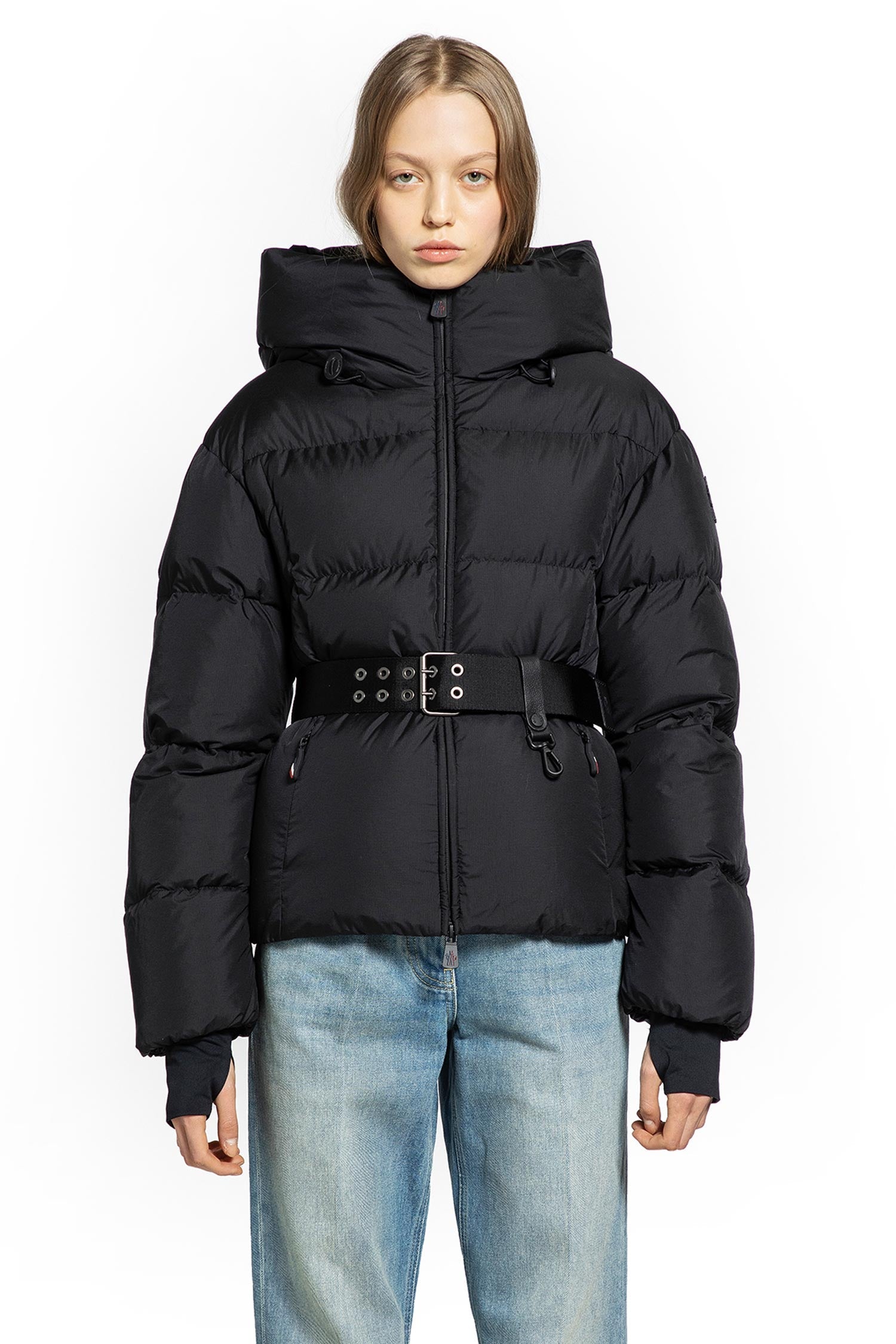 Nisene Hooded Short Down Jacket Moncler оригінал – Купити в Україні – вид ззаду