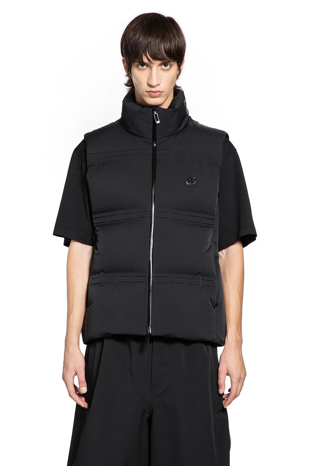 Оригінальна Asap Rocky Sparky Short Down Vest Moncler – вид ззаду