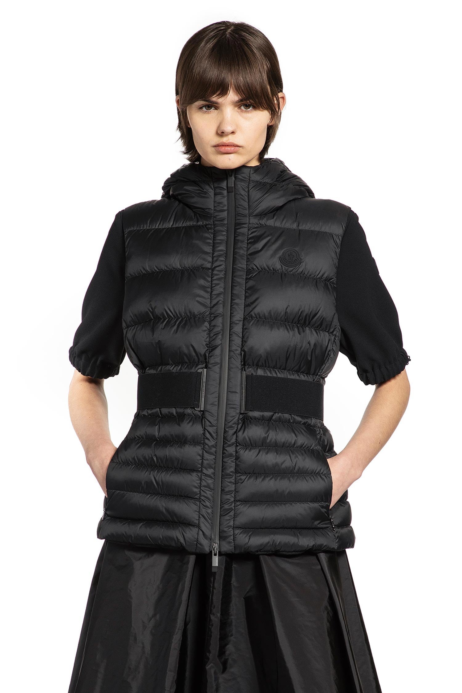 Оригінальна Melia Hooded Down Gilet Moncler – боковий вид