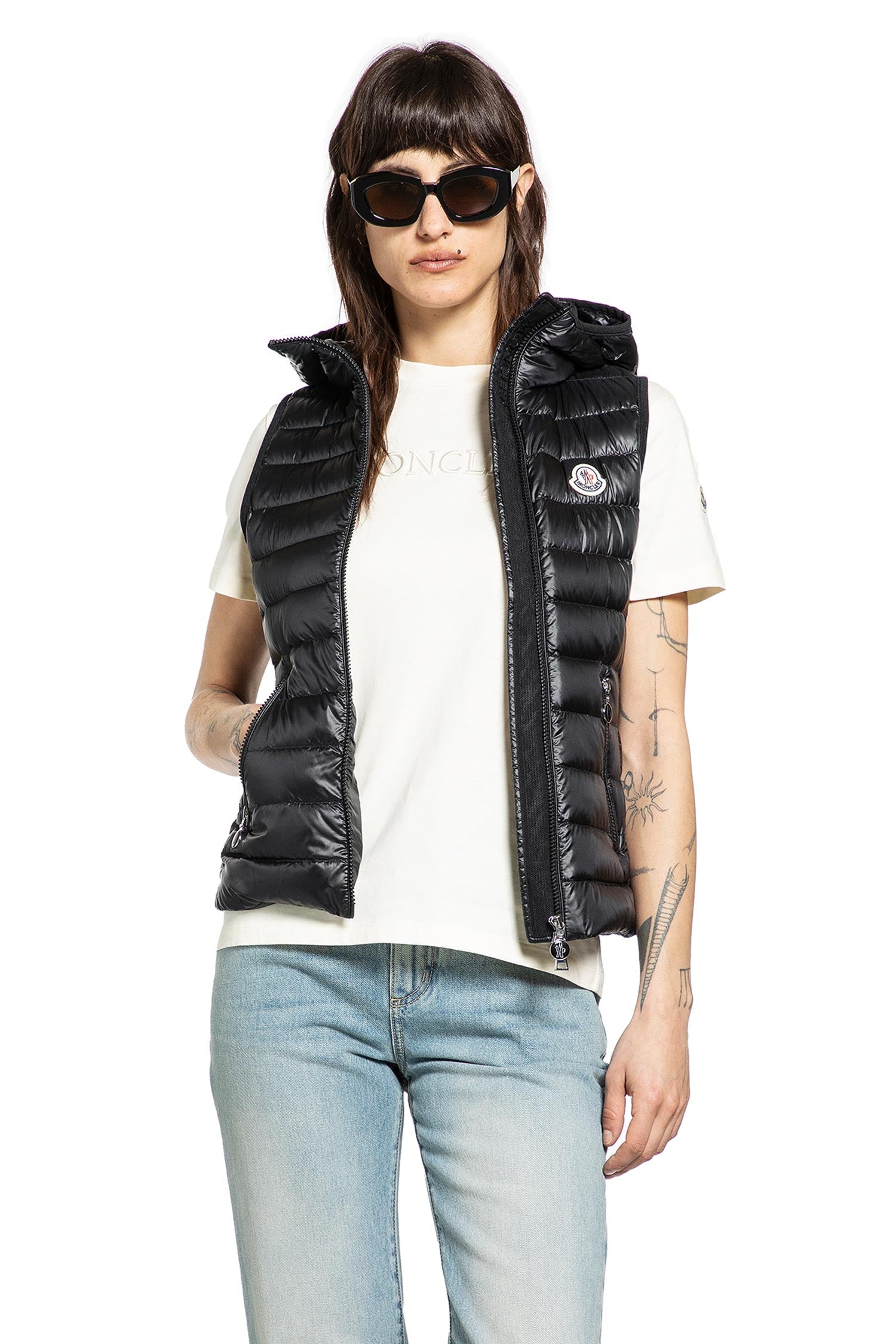 Glygosse Hooded Down Gilet Moncler – Гарантія оригінальності – боковий вид