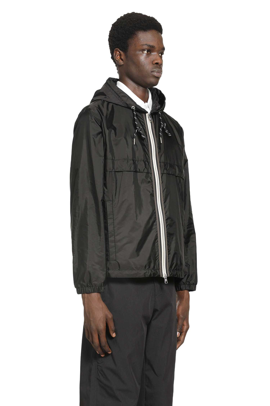 Оригінальна Nidge Hooded Jacket Moncler – вид ззаду
