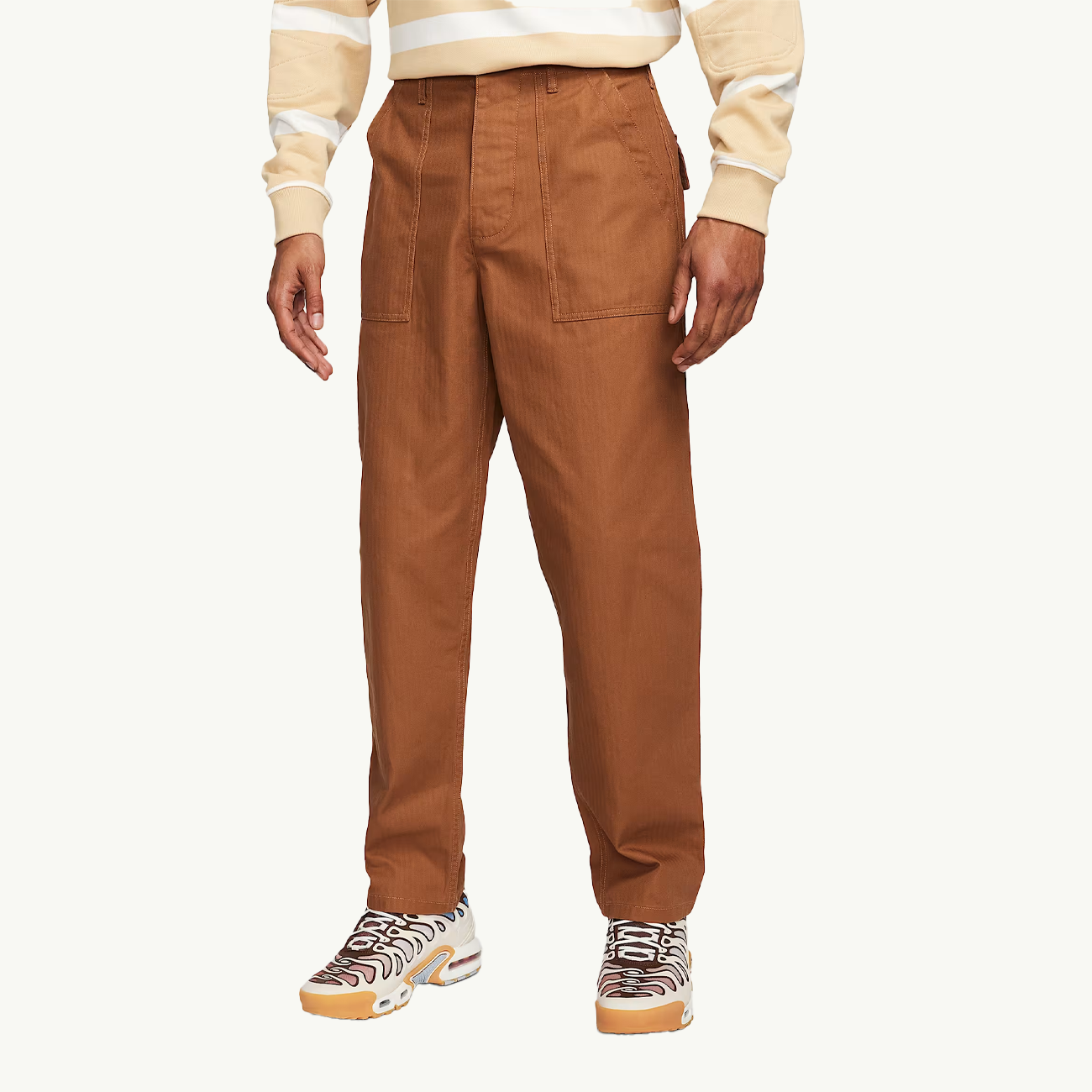 Life Fatigue Pant Brown Nike оригінал – Купити в Україні – боковий вид