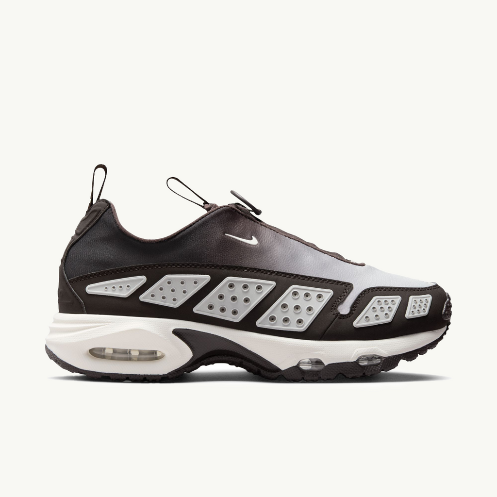 Womens Air Max Sndr Nike – Гарантія оригінальності – боковий вид