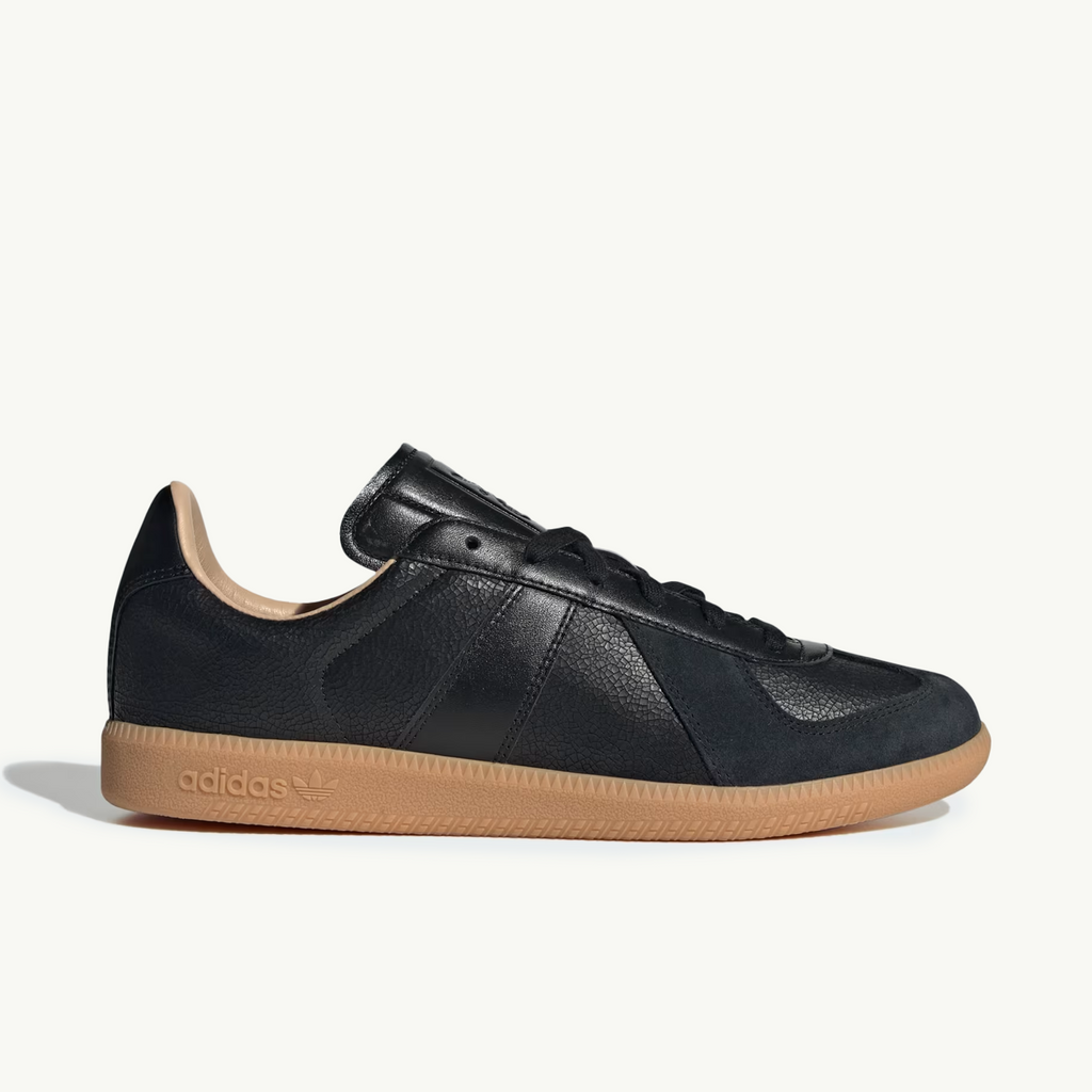 Adidas Footwear оригінал | Швидка доставка Україна – боковий вид