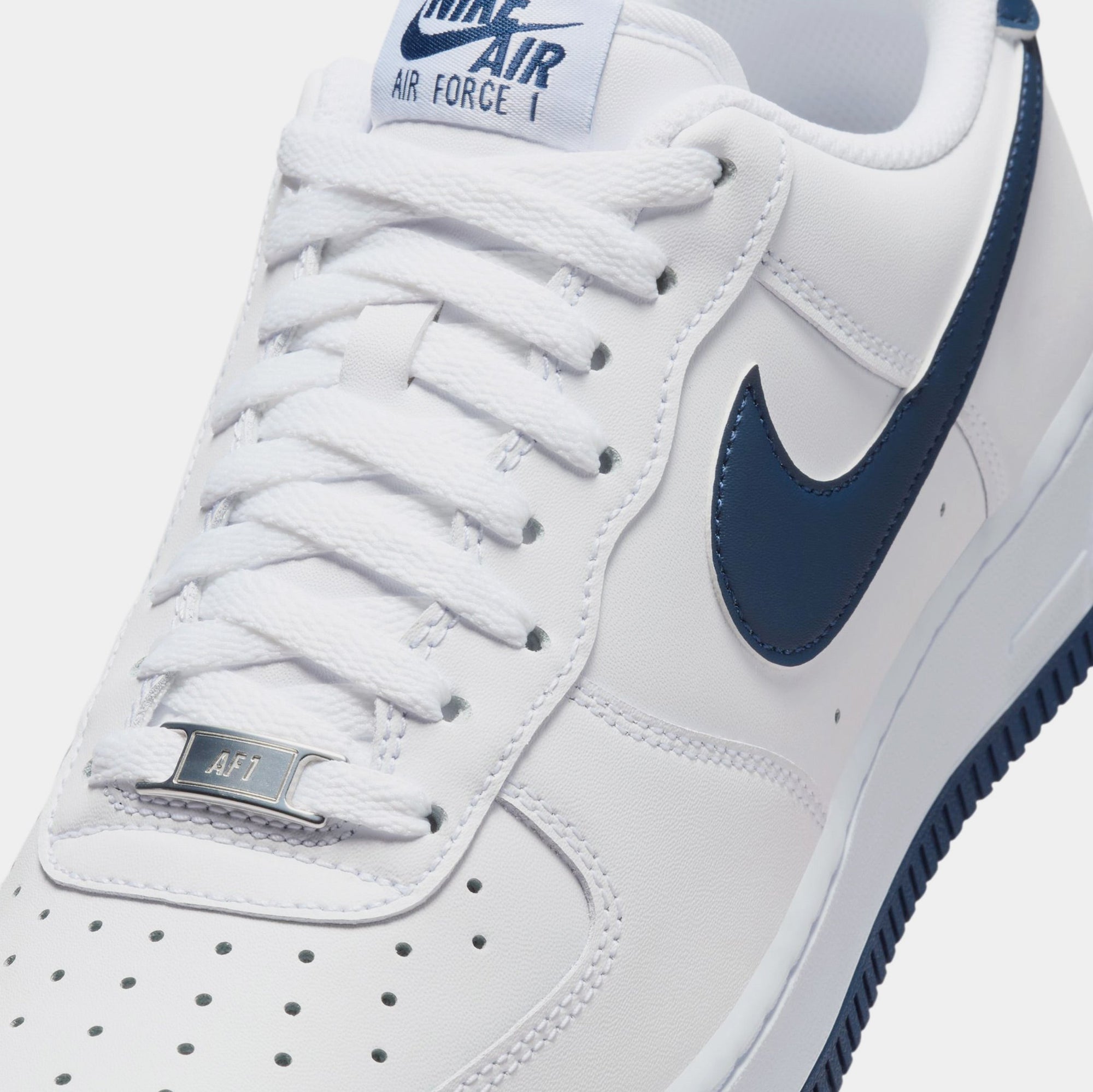 Air Force 1 07 Lv8 Mens Lifestyle Shoes Nike оригінал – Купити в Україні – вид ззаду