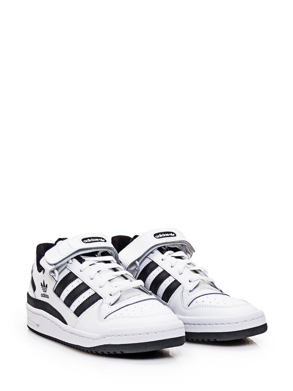 Оригінальна Forum Low Sneaker Adidas – вид ззаду