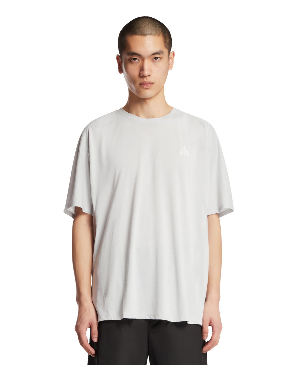 Acg Gray Dri-Fit T-Shirt Nike – Гарантія оригінальності – боковий вид