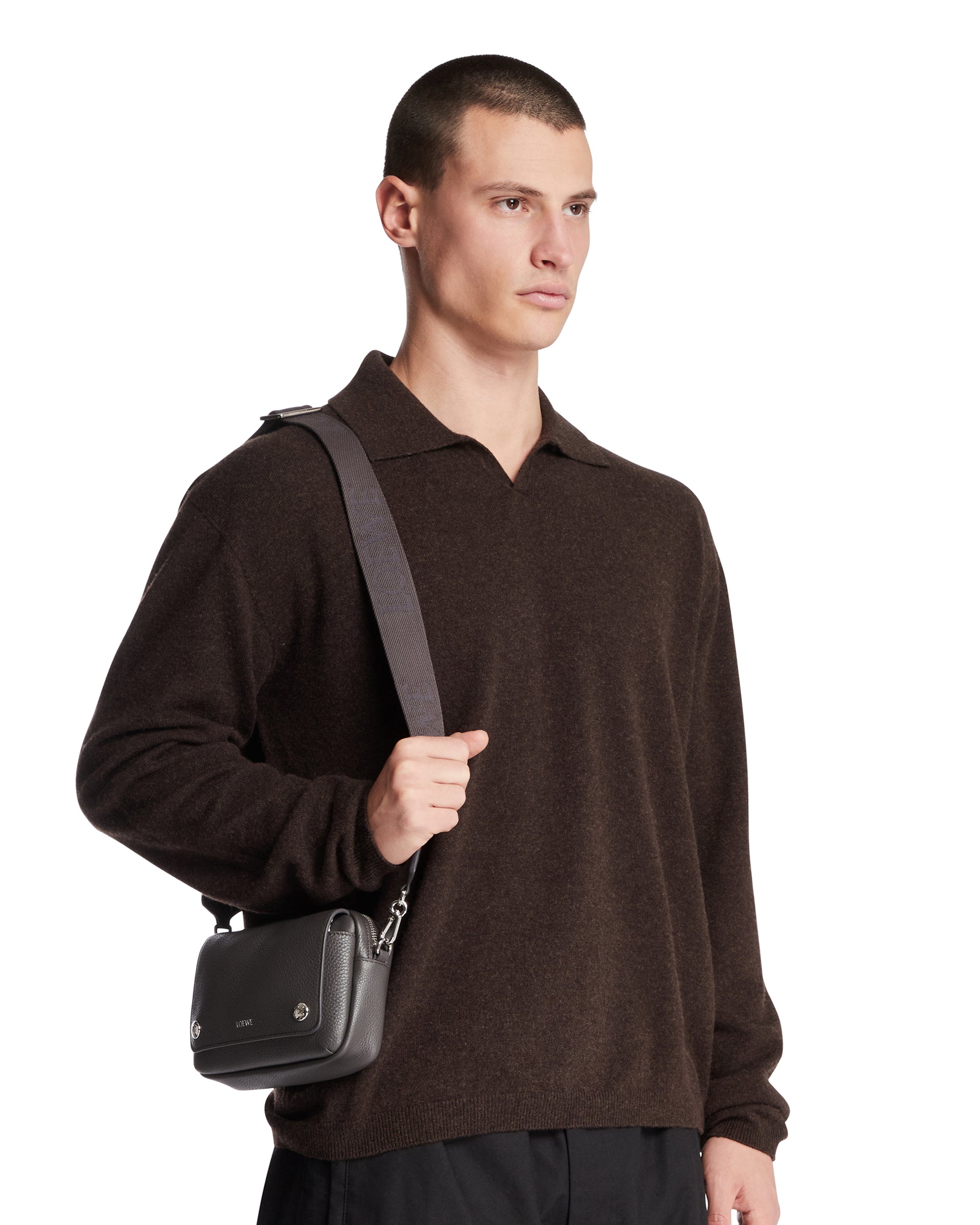 Gray Small Pebble Messenger Bag Loewe – Гарантія оригінальності – детальний вид