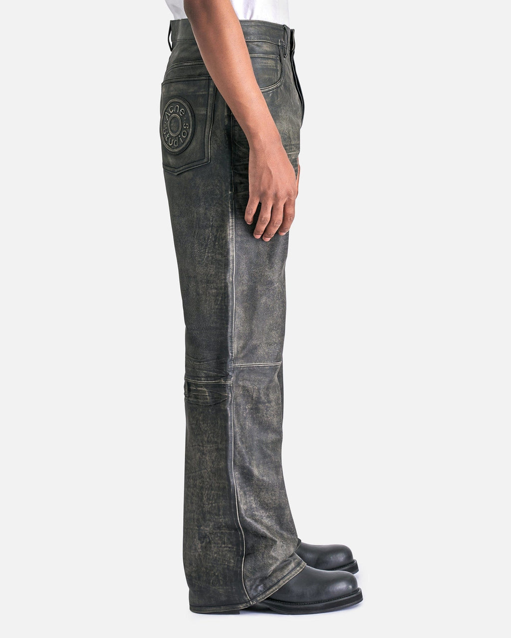 Оригінальна 2021 Sanding Leather Trousers In Black Acne studios – вид ззаду