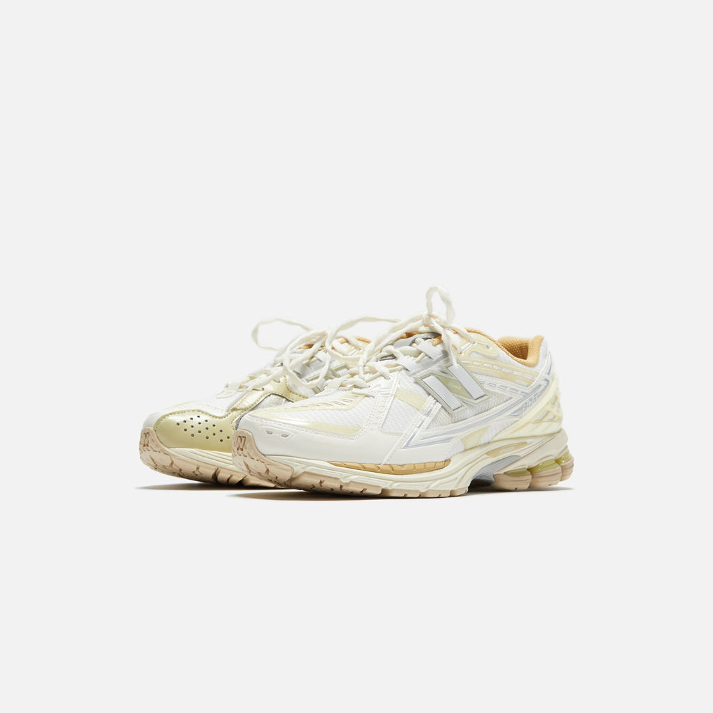 New balance Footwear оригінал | Швидка доставка Україна – вид ззаду