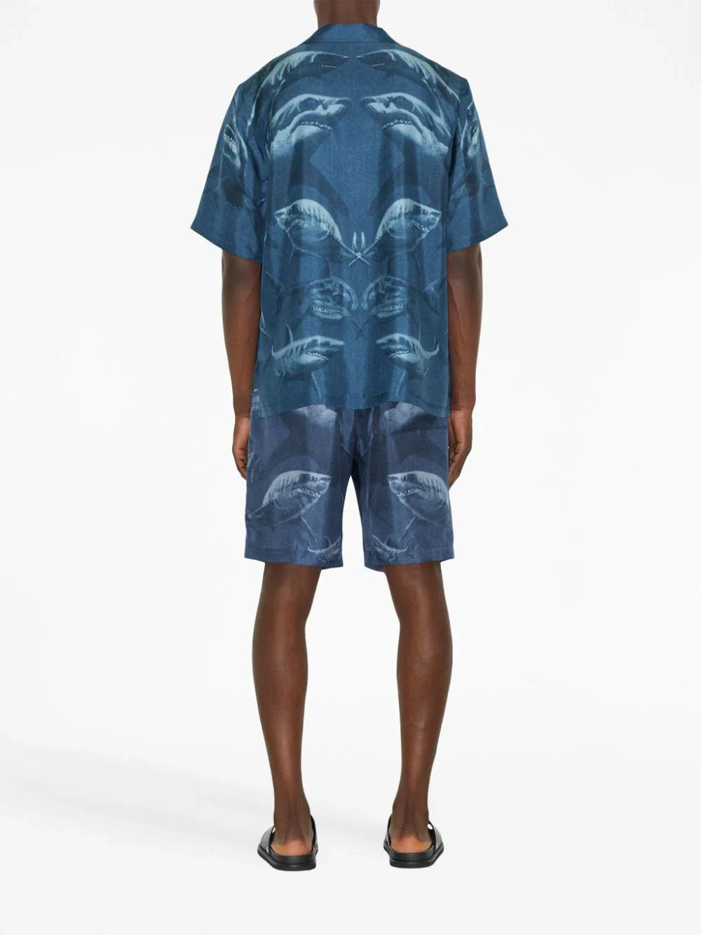 Shark-Print Silk Shorts Burberry – Гарантія оригінальності – детальний вид