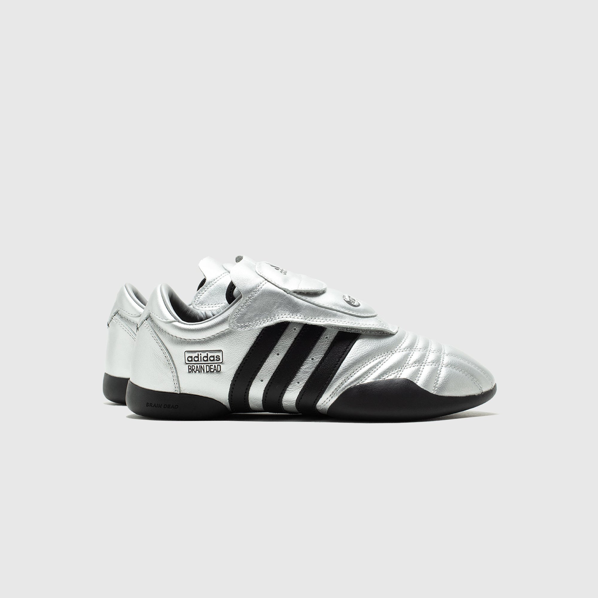 Оригінальна Taekwondo X Brain Dead Silver Metallic Adidas – збільшений вид