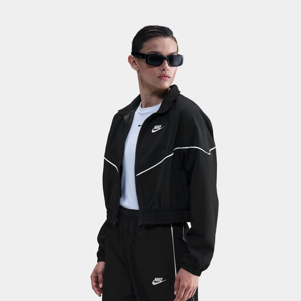 Nike Outerwear оригінал | Швидка доставка Україна – боковий вид