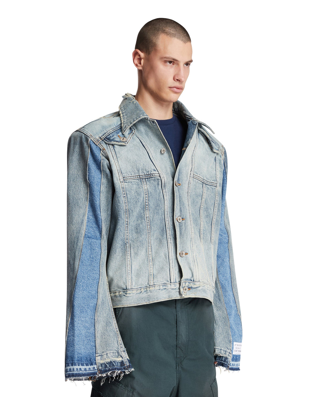 Оригінальна Blue Denim Jacket Gallery department – вид ззаду