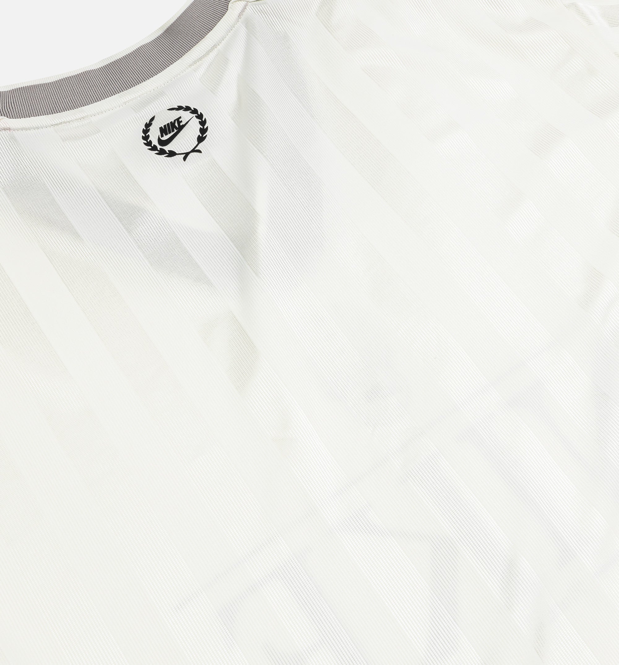 Nsw V Neck Womens Jersey Nike – Гарантія оригінальності – вид ззаду