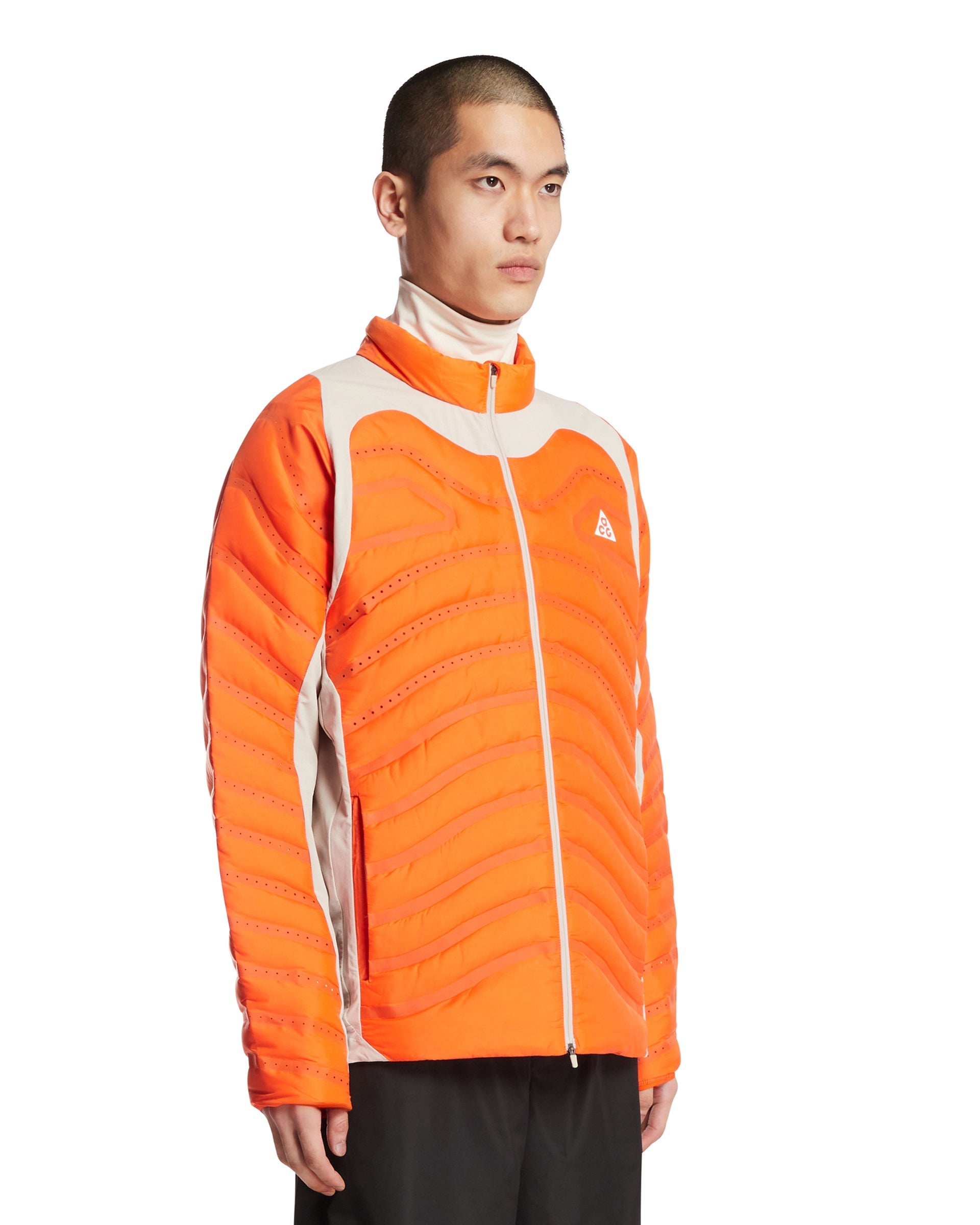 Acg Orange Therma-Fit Lava Loft Jacket Nike – Гарантія оригінальності – вид ззаду - NIKE