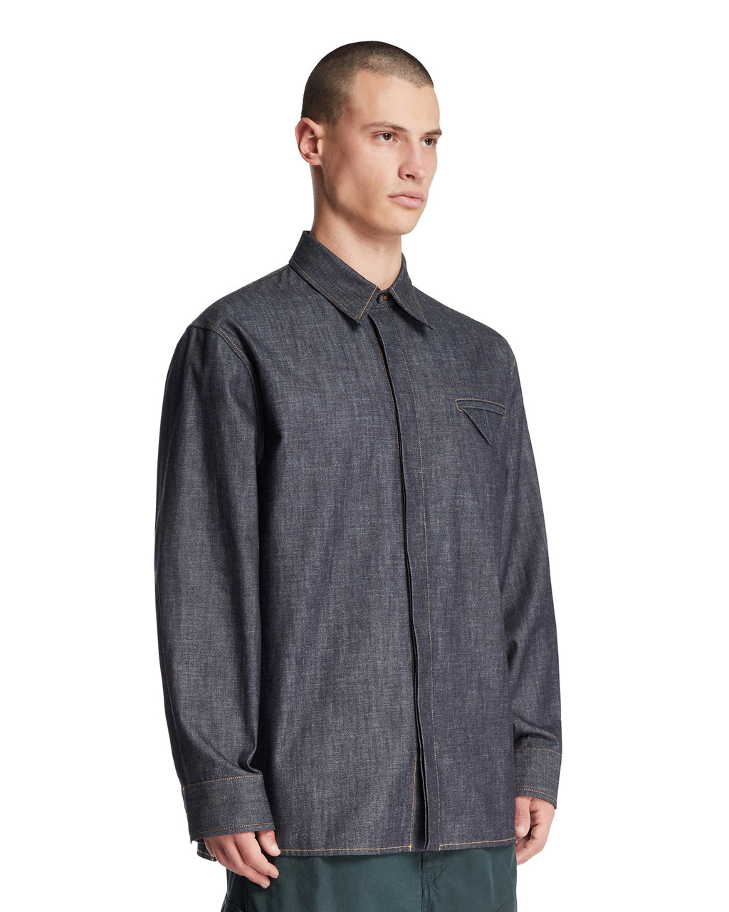 Rinsed Indigo Denim Shirt Bottega veneta – Гарантія оригінальності – вид ззаду