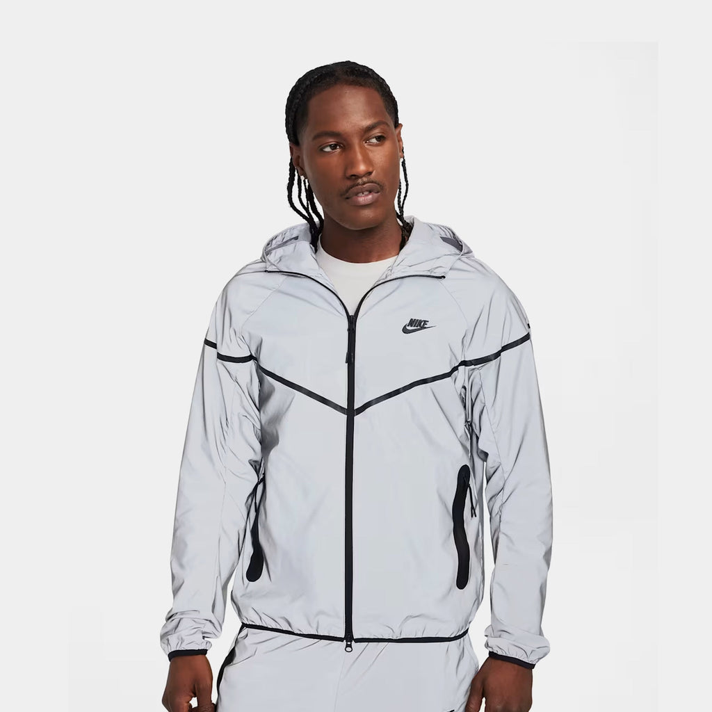 Оригінальна Tech Woven Reflective Mens Jacket Nike – боковий вид