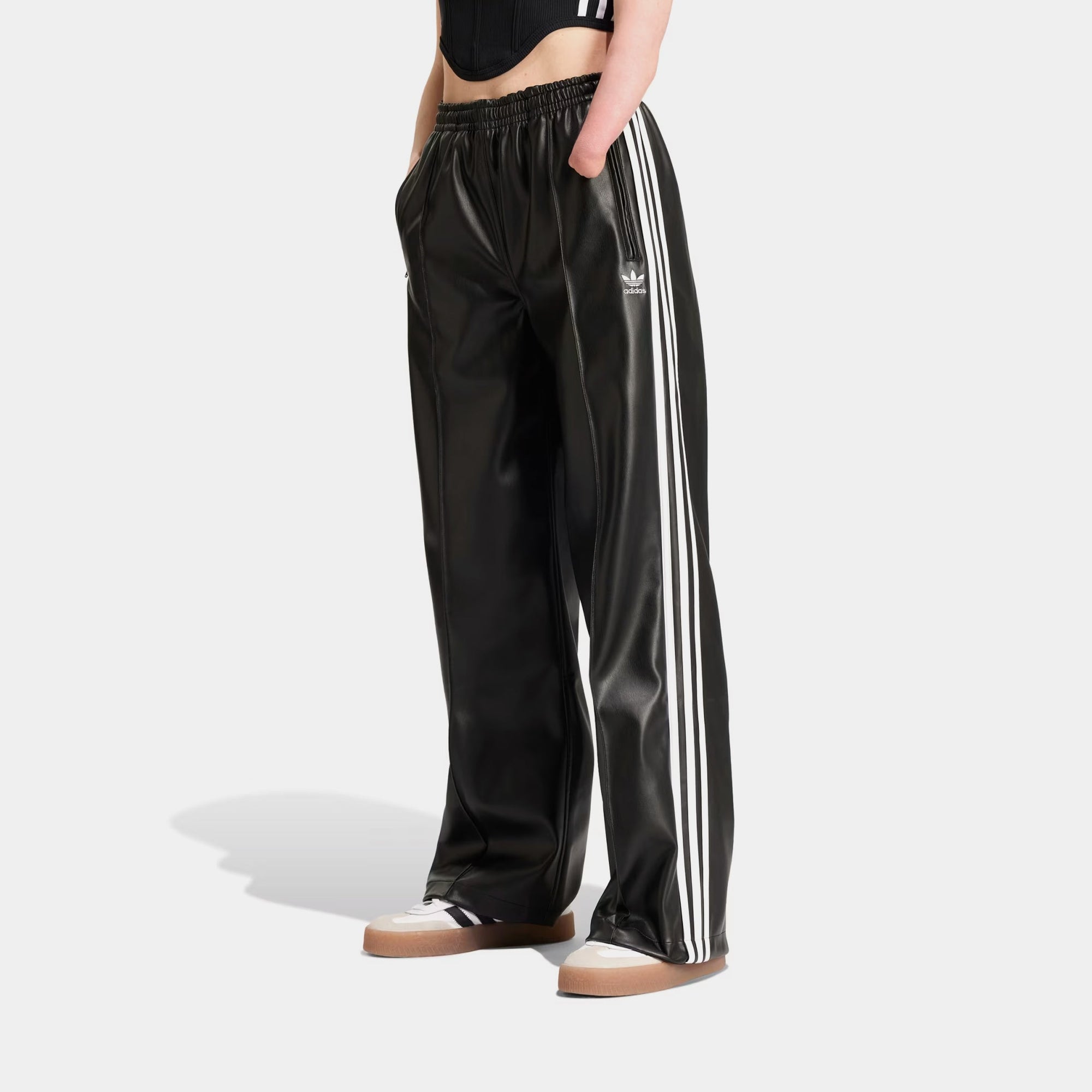 Оригінальна Adicolor Classic Firebird Pleather Track Womens Pants Adidas – боковий вид - ADIDAS