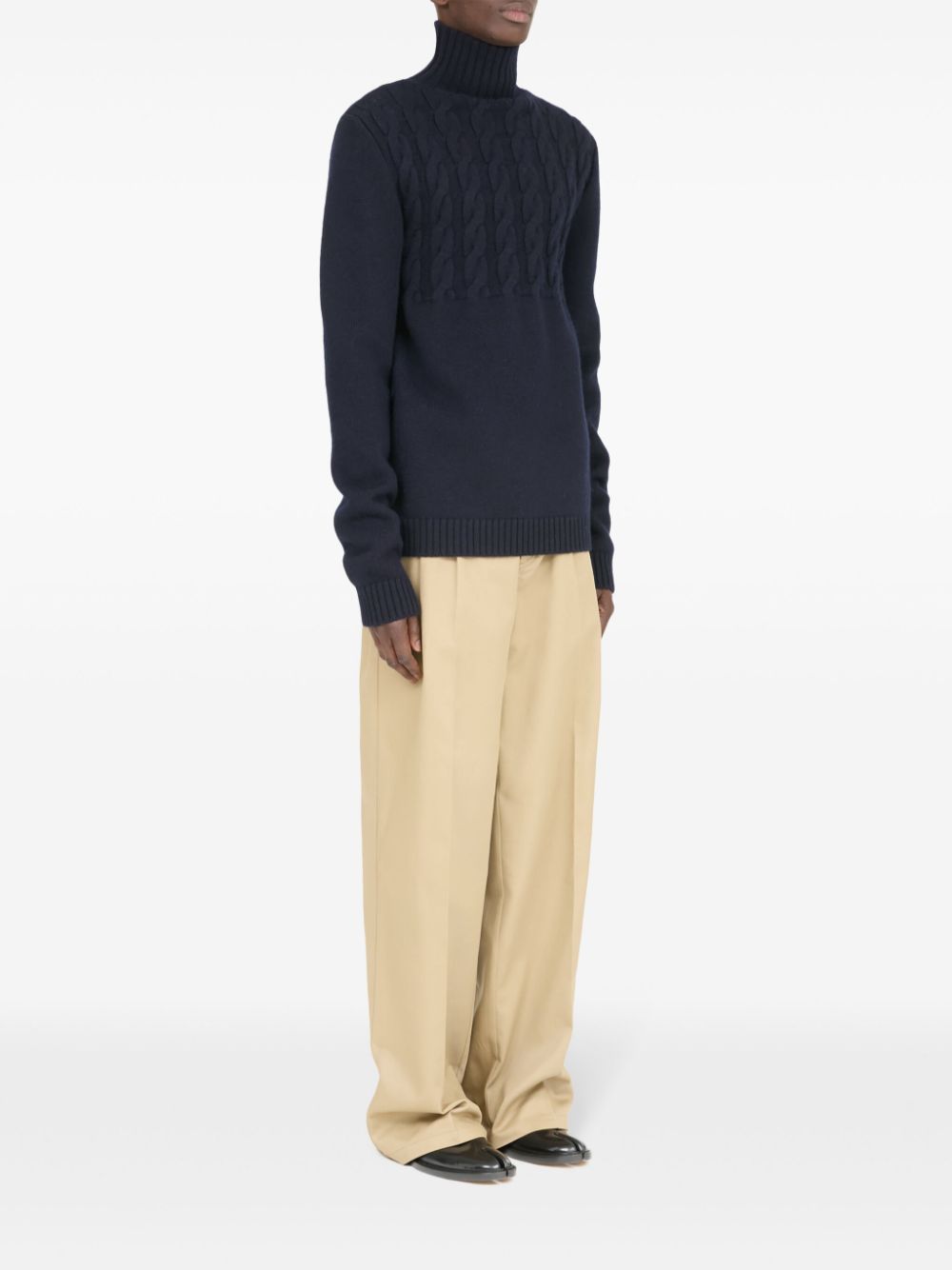 High-Neck Virgin-Wool Sweater Maison margiela – Гарантія оригінальності – детальний вид