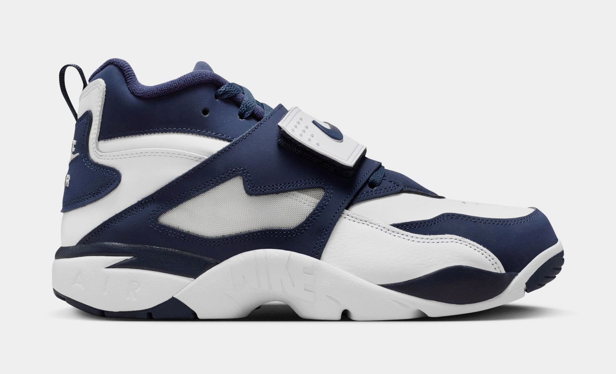 Nike Footwear оригінал | Швидка доставка Україна – боковий вид