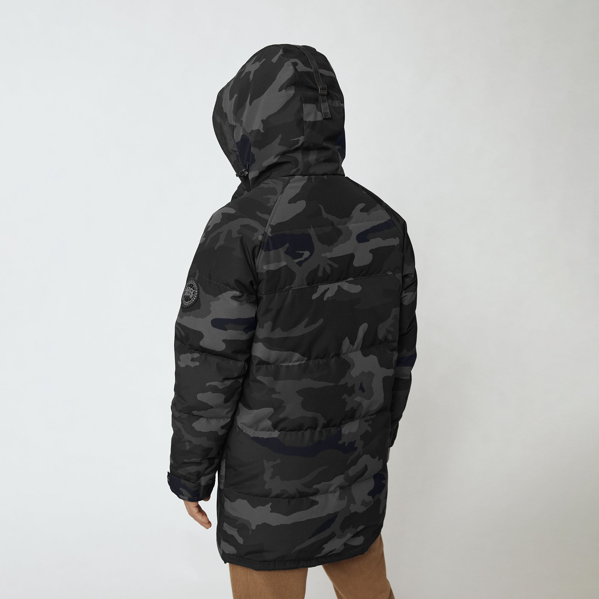 Оригінальна Mens Emory Parka Black Label Canada goose – детальний вид